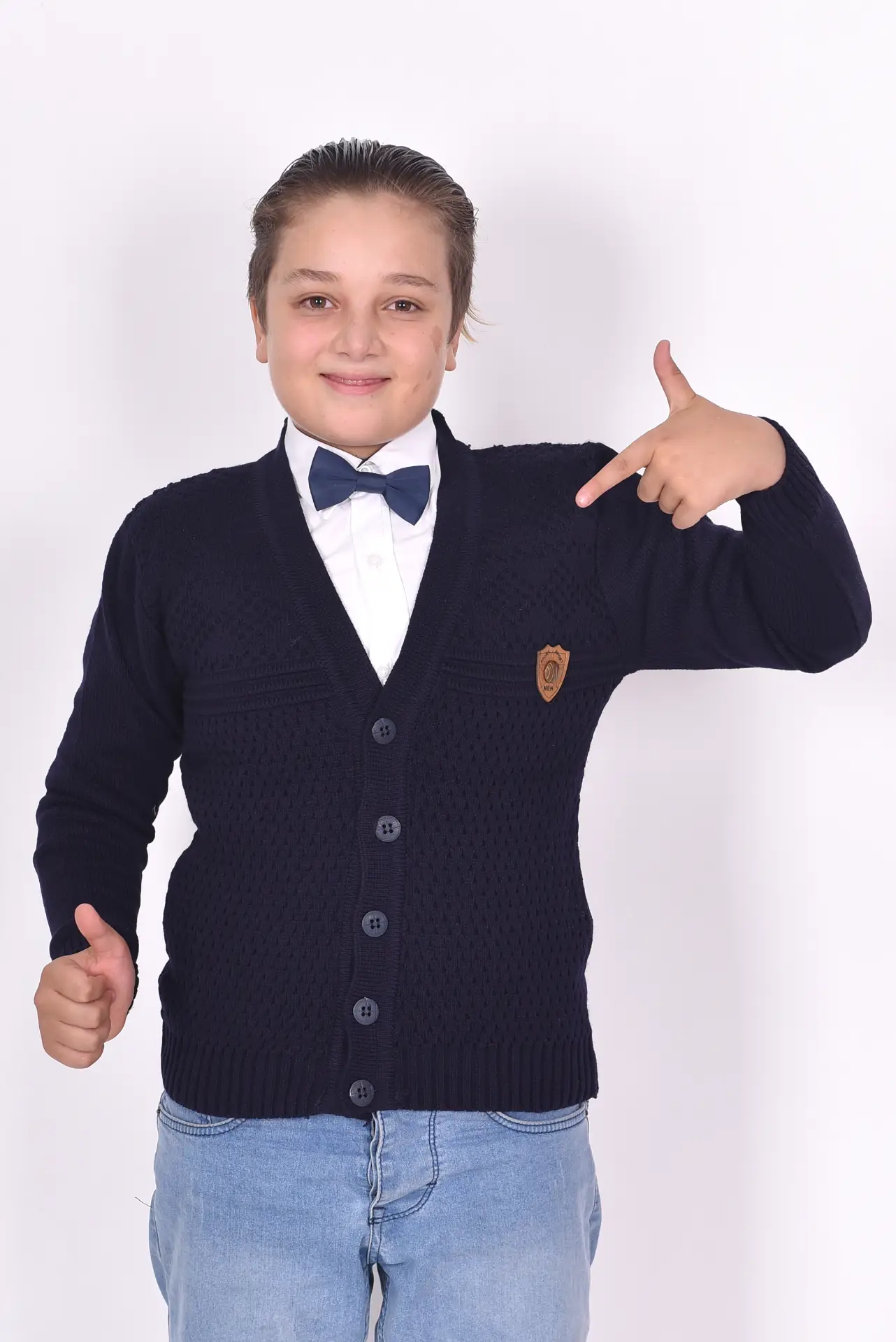 Düğmeli V Yakan Kışlık Erkek Çocuk Okul Yeleği