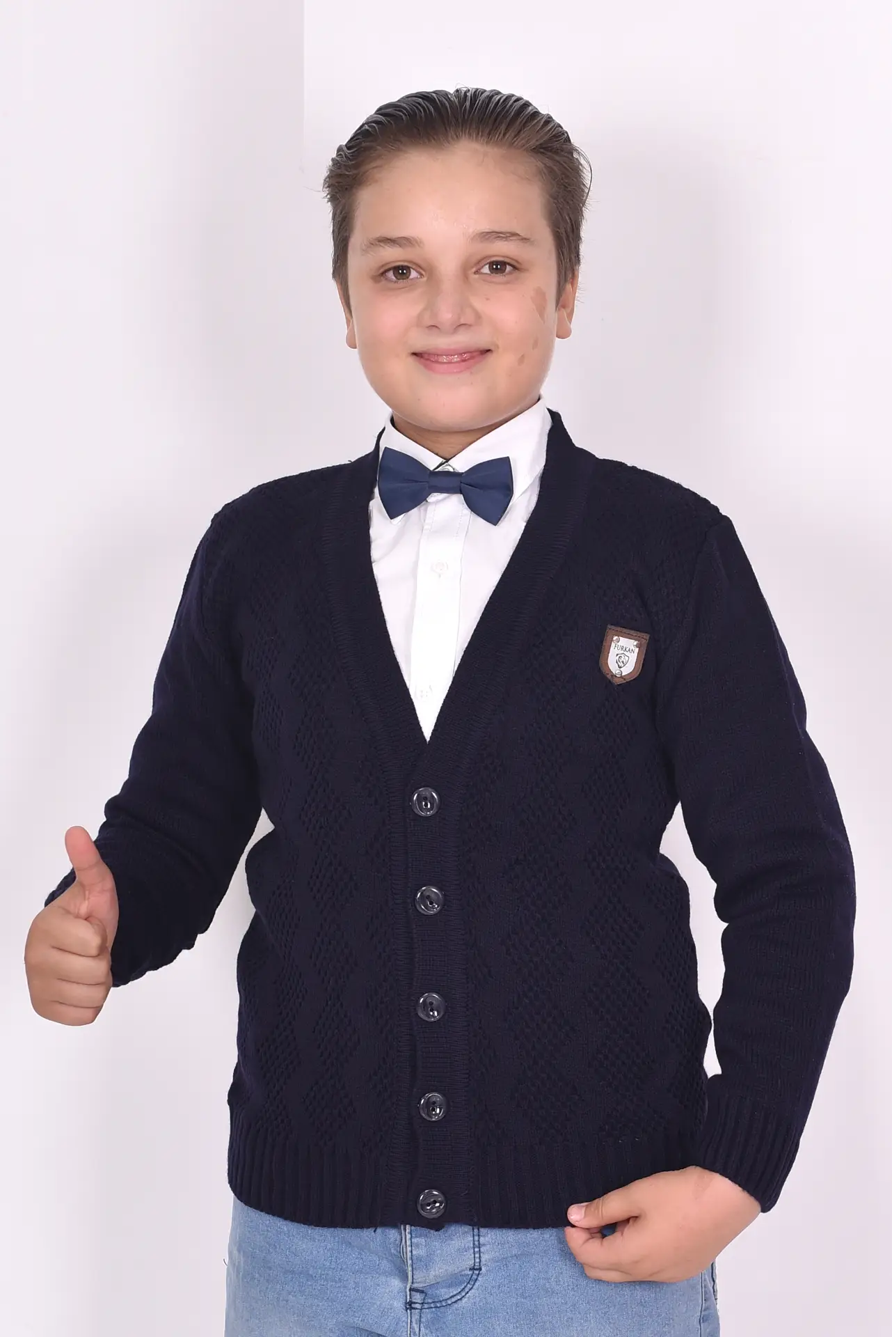 Düğmeli V Yakan Kışlık Erkek Çocuk Okul Yeleği