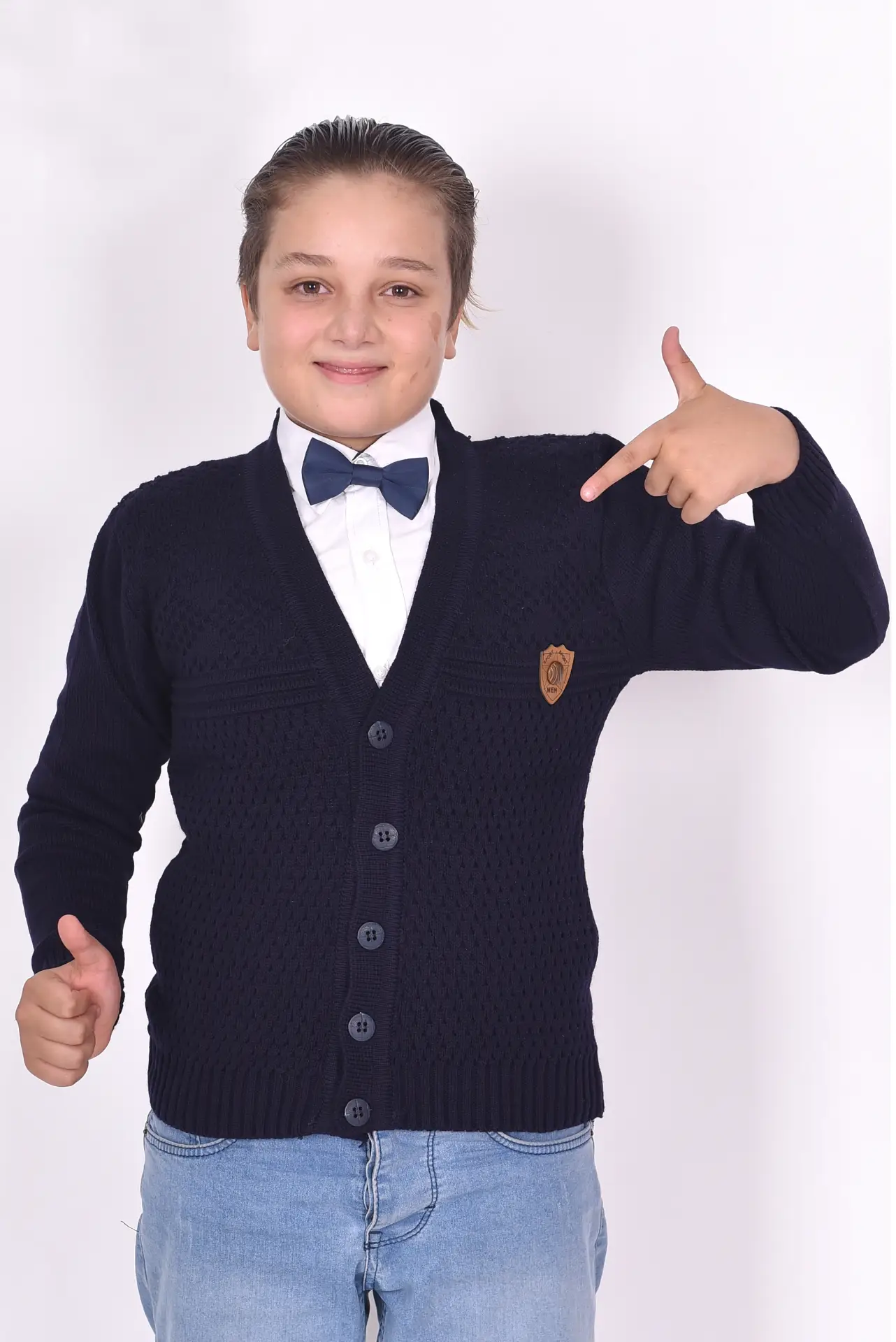 Düğmeli V Yakan Kışlık Erkek Çocuk Okul Yeleği