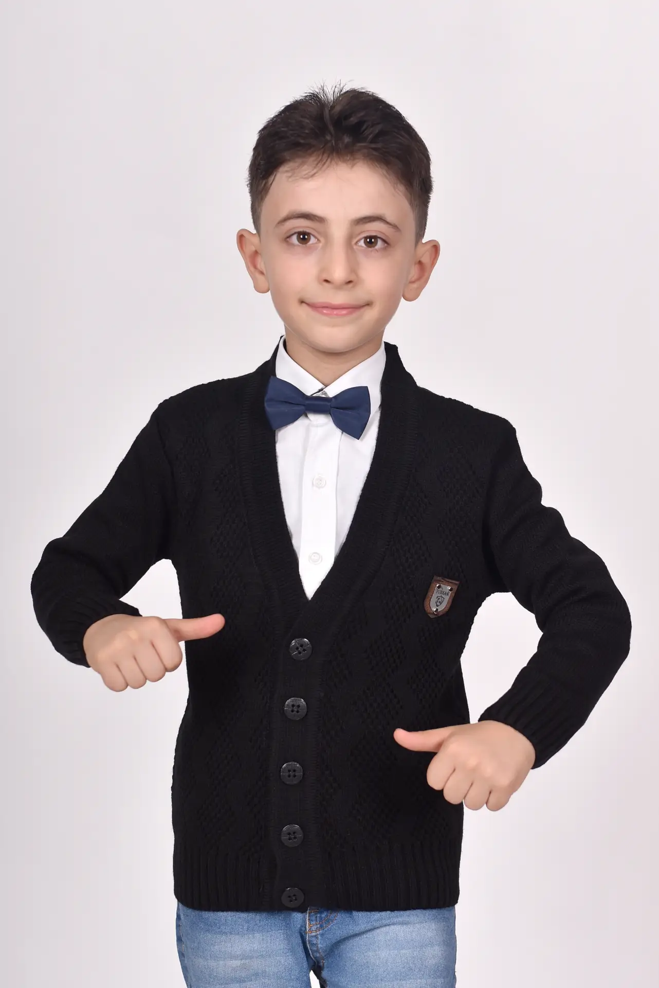 Düğmeli V Yakan Kışlık Erkek Çocuk Okul Yeleği